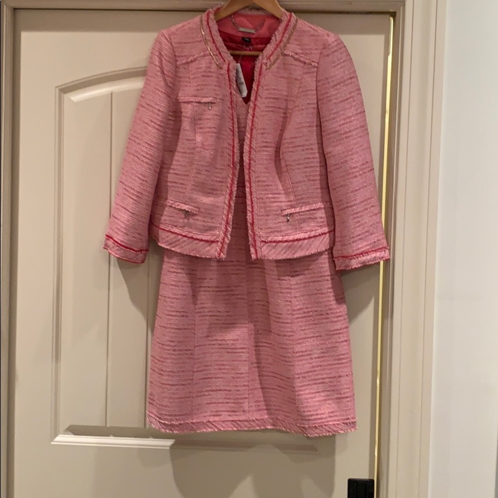 SOLD!!! NWT White House Black Market Tweed Suit
